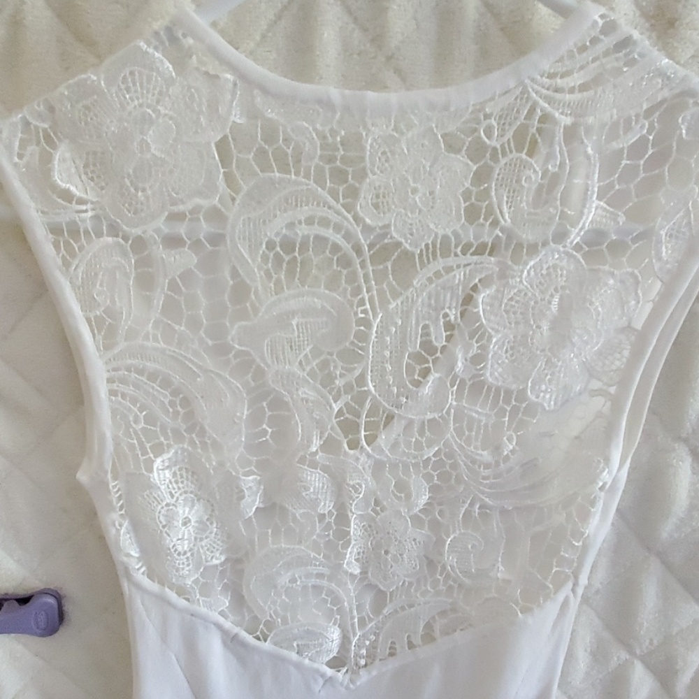 Dress - Picture 4 of 6